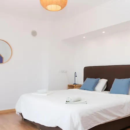 Surf Yoga Bed & Breakfast *