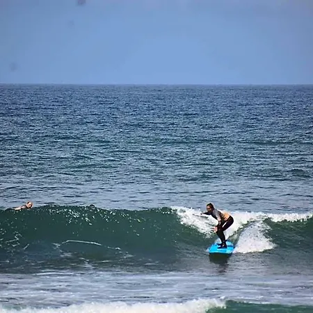 Surf Yoga Bed & Breakfast *